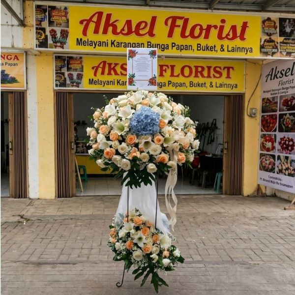 Standing Flower Medan Aksel Florist